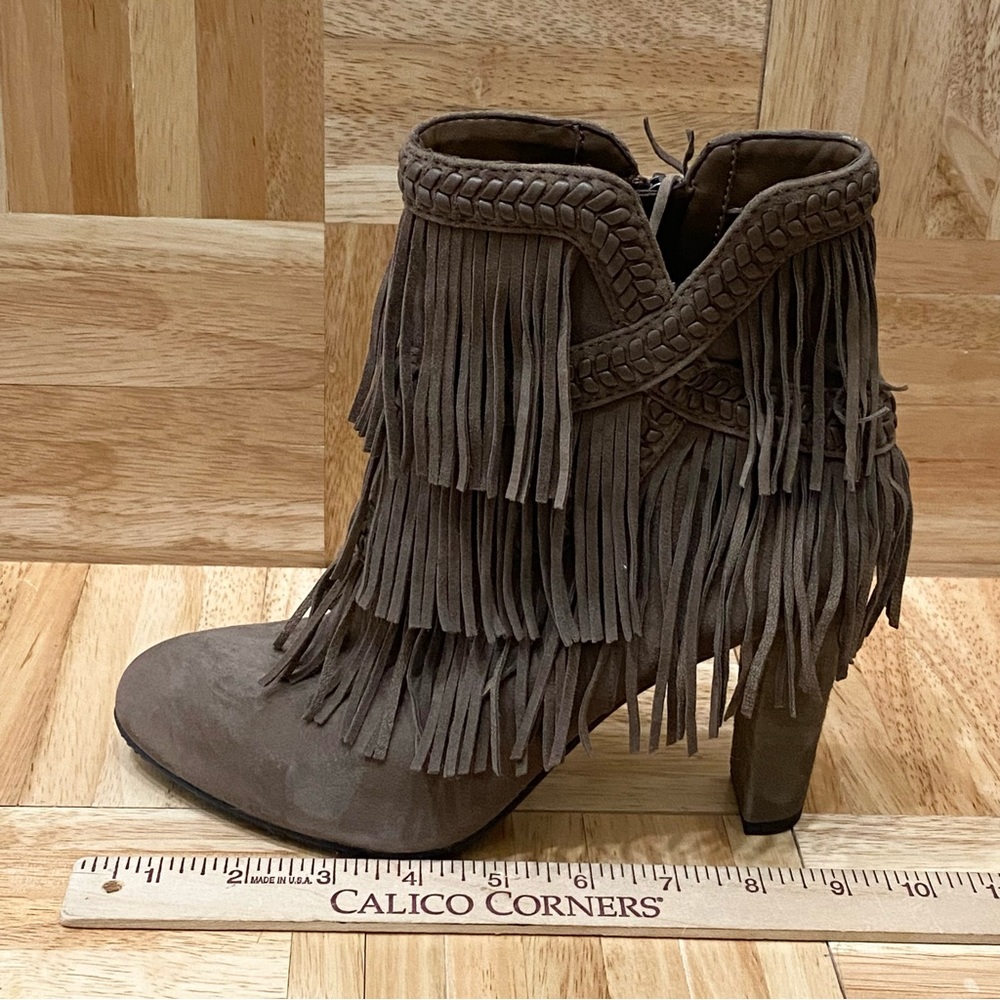 SAM EDELMAN “Kaleb” Taupe Fringe Suede Leather Ankle Booties Size 8.5 - Picture 10 of 16